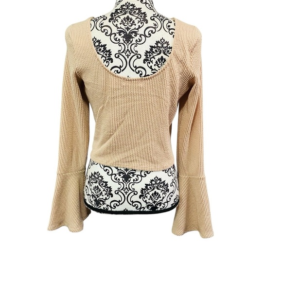 Altar'd State Women’s Bohemian Textured Knit Top Sz-XLarge - Picture 3 of 5